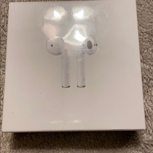 AirPods